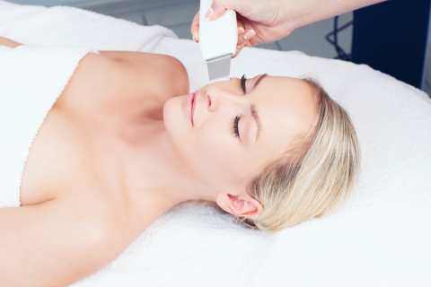 Image: https://www.the-wellness-room.be/Uploads/Editor/Biopeeling Herbal Peel met Skinscrubber.jpg Biopeeling herbal peel met skinscrubber